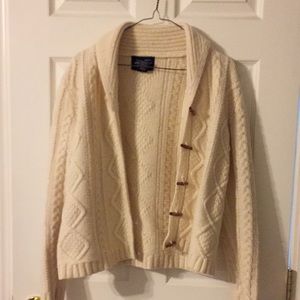 Eddie Bauer Cream Sweater. Size small.